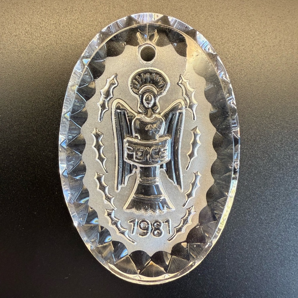 1981 Waterford Crystal Christmas ornament - angel holding a "PEACE" sign